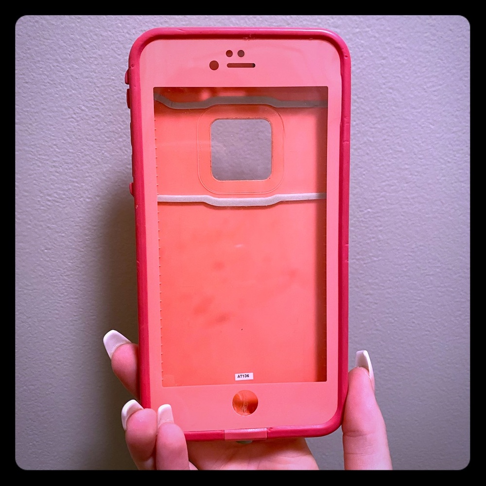 iPhone 6s Plus Lifeproof Case